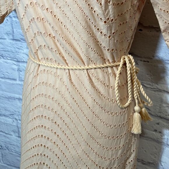 French Connection Short Sleeve Eyelet Dress with Tie Size 6 - Picture 5 of 11